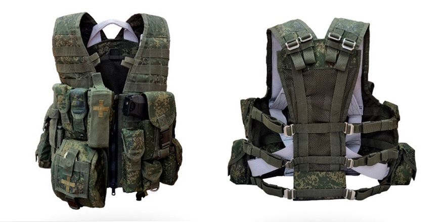 ベスト+ジレ RYU KAGA "Floating military tulle vest" RYU KAGA 〈Floating millitary tulle vest〉 | trava