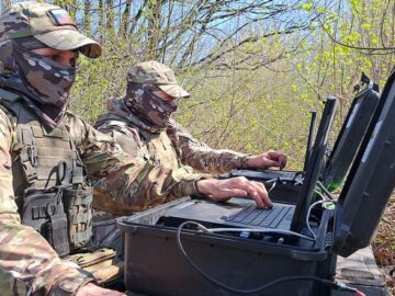 ZALA Z-16 and Lancet operators pictured during a combat mission / Photo: © Dmitry Astrakhan, Izvestia